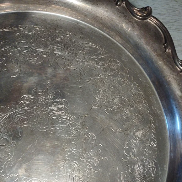 Webster Wilcox Silverplate Footed Joanne Pattern Round Serving Platter 7271 12" - Picture 3 of 4